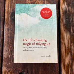 Marie Kondo - The Life-Changing Magic of Tidying Up Hardback Book